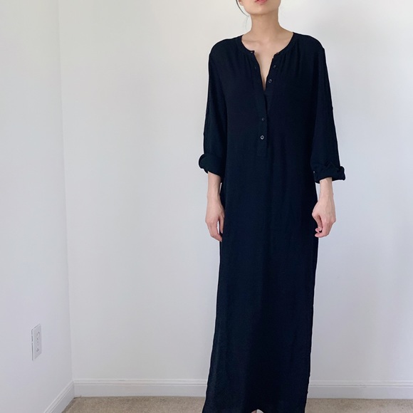 Mauritius maxi dress - Missing 1 button - Picture 5 of 8